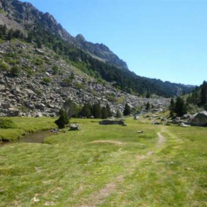 randonnee hautes pyrenees mountains / hiking occitanie